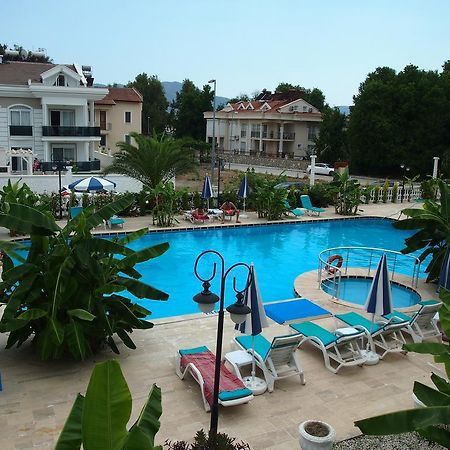 Ozcem Apart Aparthotel Fethiye Exterior photo