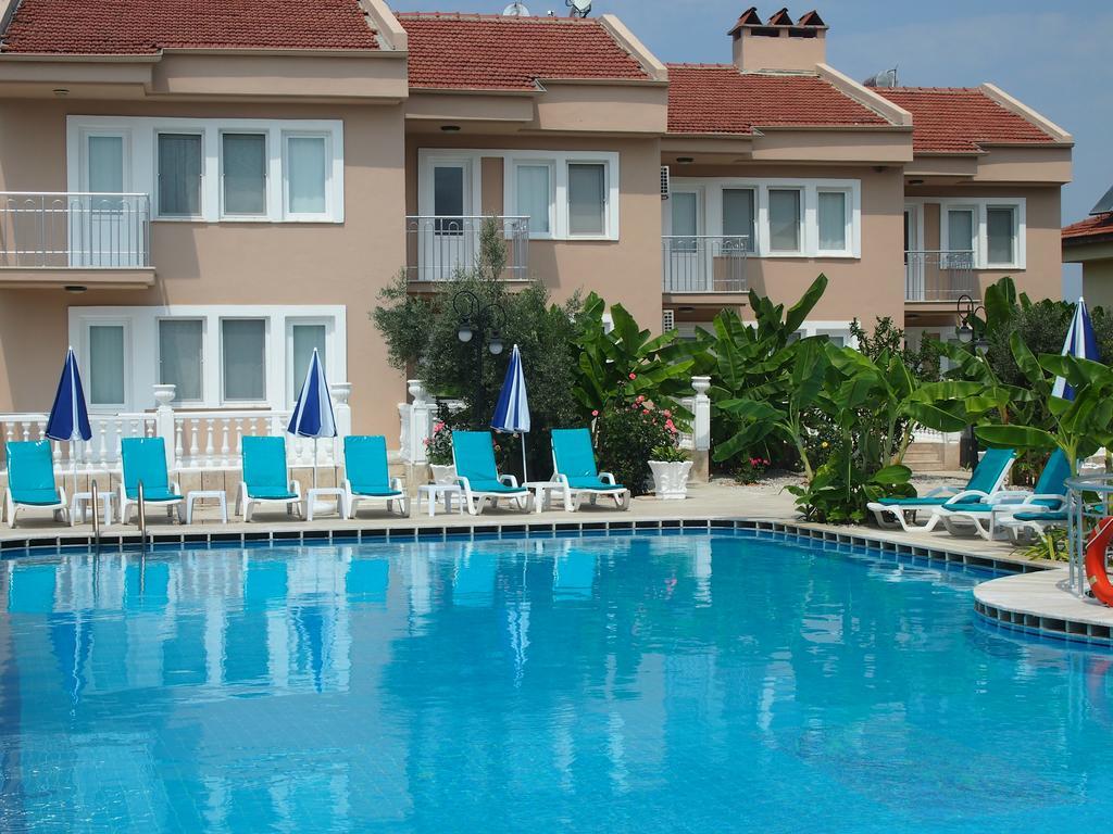 Ozcem Apart Aparthotel Fethiye Exterior photo