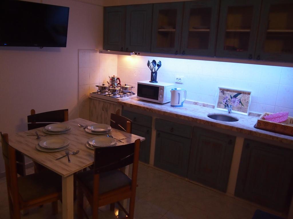 Ozcem Apart Aparthotel Fethiye Exterior photo