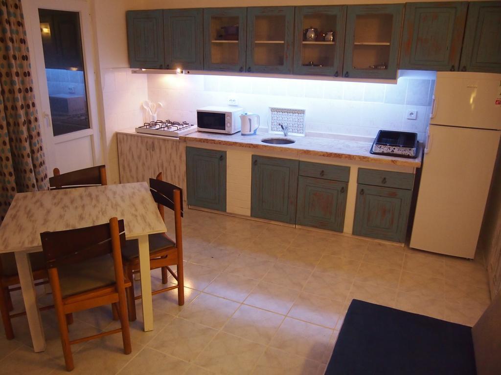Ozcem Apart Aparthotel Fethiye Room photo