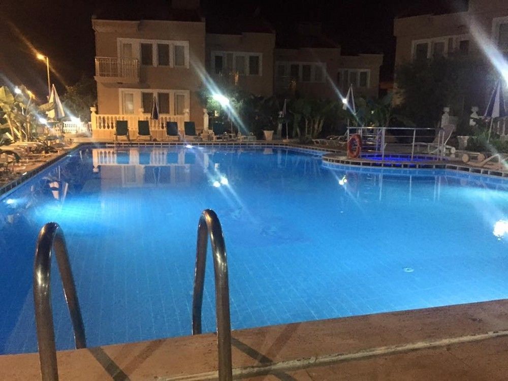Ozcem Apart Aparthotel Fethiye Exterior photo