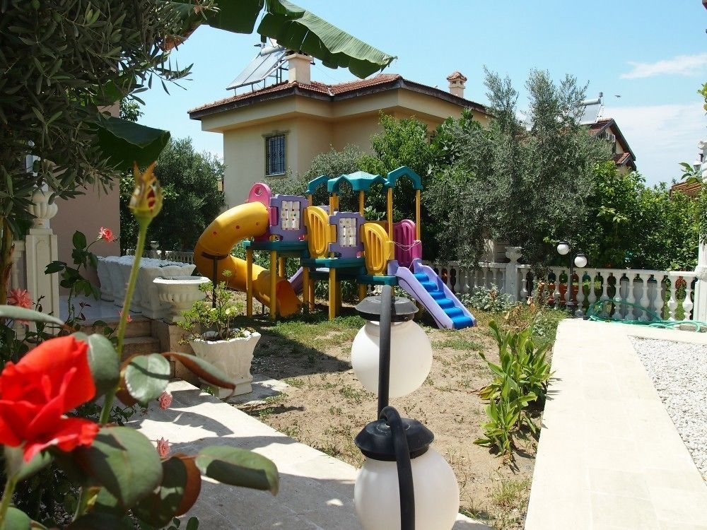 Ozcem Apart Aparthotel Fethiye Exterior photo