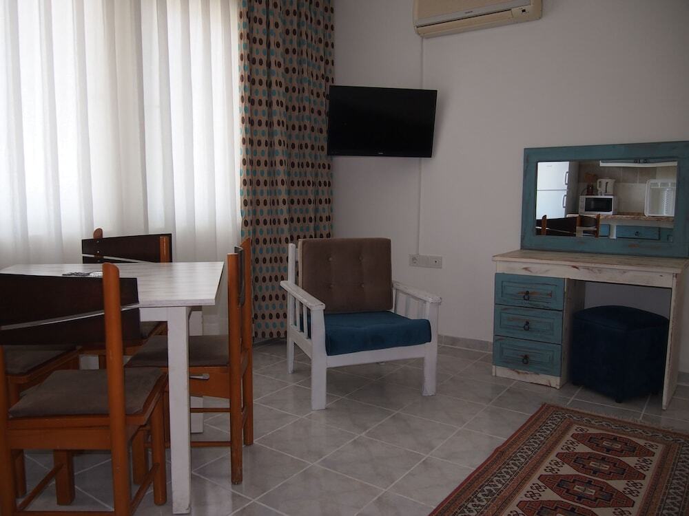Ozcem Apart Aparthotel Fethiye Exterior photo